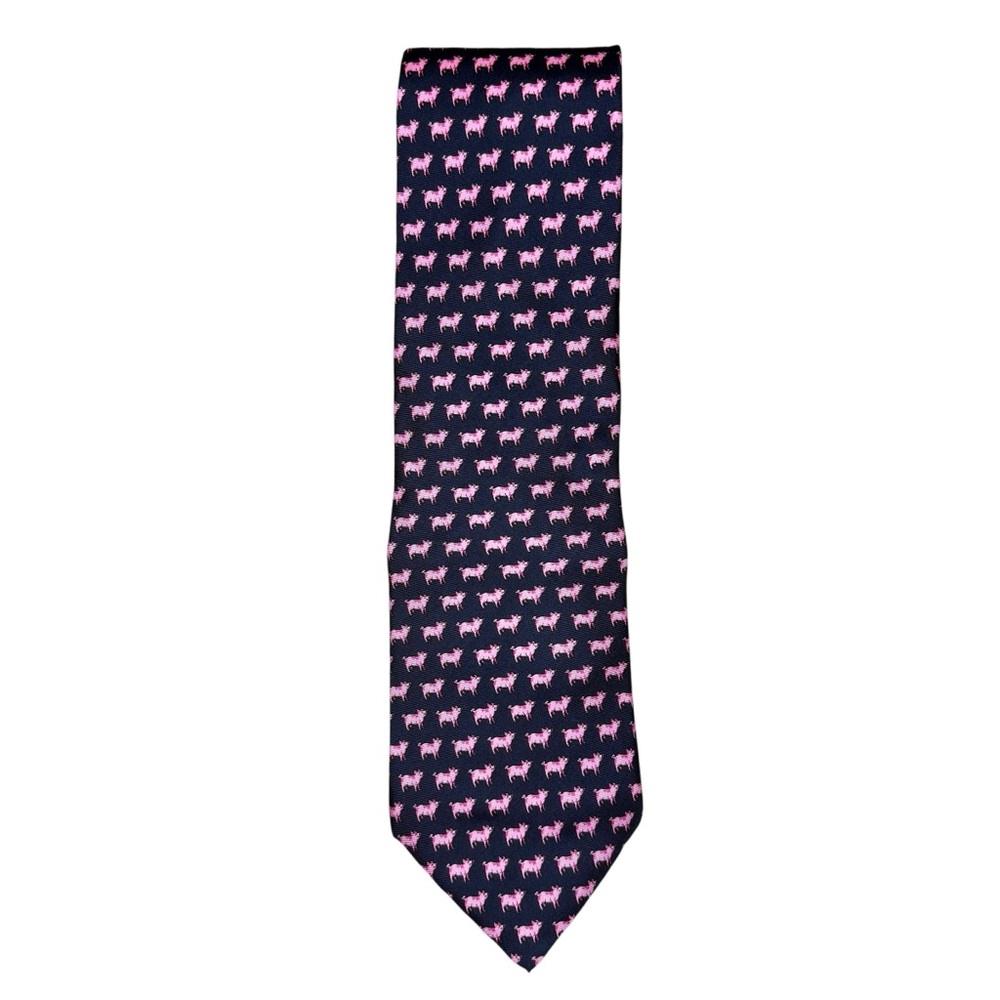Joseph‎ & Lyman silk tie with a pink pig pattern.